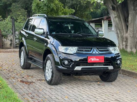 MITSUBISHI PAJERO DAKAR 3.5 HPE 7 LUGARES 4X4 V6 24V FLEX 4P AUTOMÁTICO